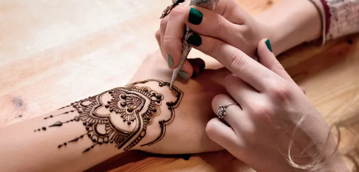 Henna Service in Dubai