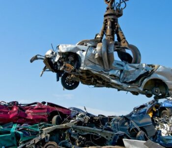 How Cash for Cars Services Help Reduce Car Waste and Promote Recycling