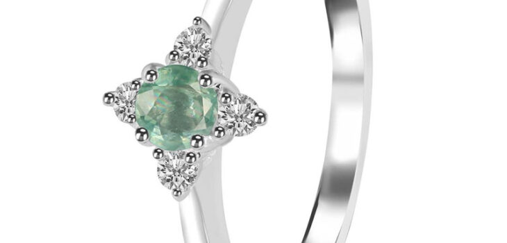 Green Kyanite Jewelry: A Gemstone of concord, recuperation, and Earthly beauty