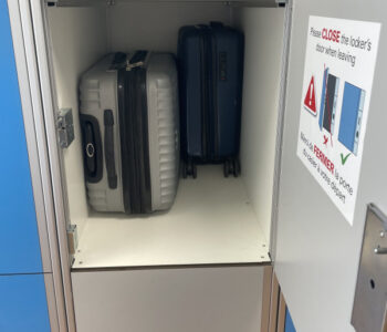 luggage storage in Naples